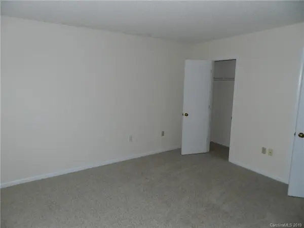 12330 Parks Farm LN, Charlotte, NC 28277
