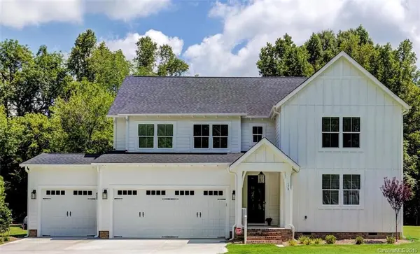 237 Country Lake DR, Mooresville, NC 28115