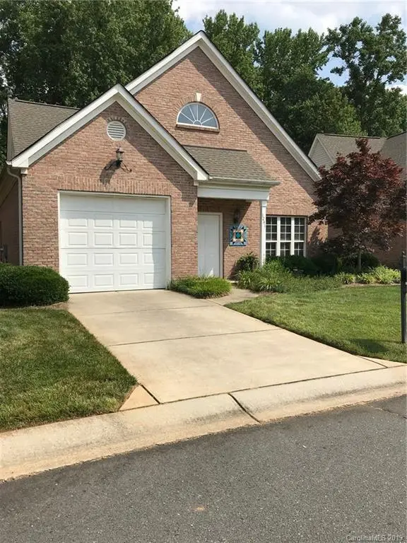 1241 Mcgill Pond LN, Rock Hill, SC 29732