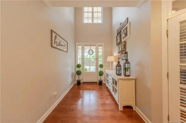 2008 Shalford LN, Matthews, NC 28104