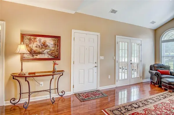 9019 Grand Oak DR, Charlotte, NC 28277