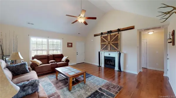 757 Sikes RD, York, SC 29745