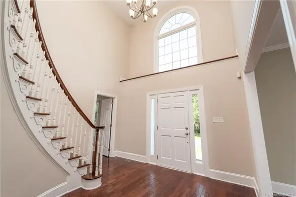 7500 British Gardens LN, Charlotte, NC 28277