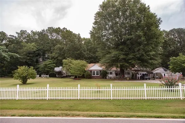 2670 N Olivers Cross RD, Newton, NC 28658