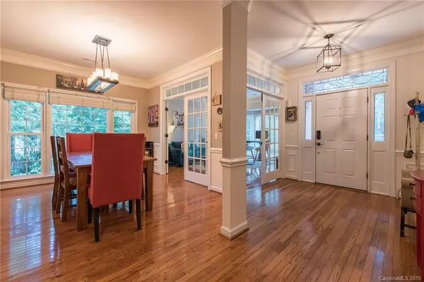 6600 Lyndonville DR, Charlotte, NC 28277