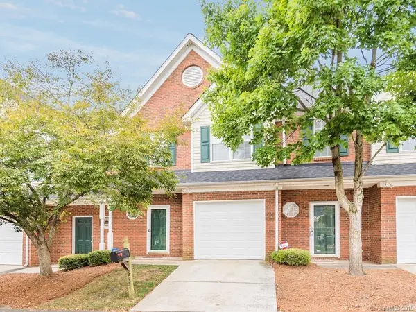 2131 Lennox Square RD, Charlotte, NC 28210