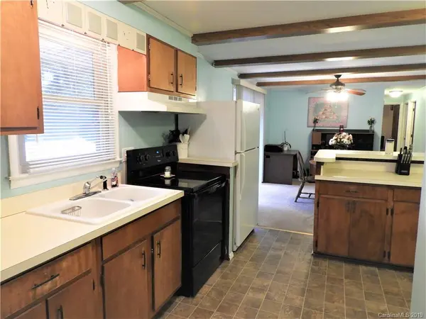 223 East Park RD, Ellenboro, NC 28040