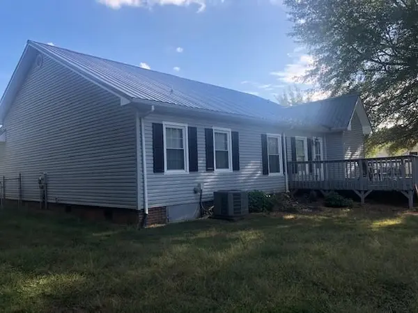 1409 Little RD, Newton, NC 28658