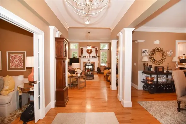 8827 Bluestone Bay CT, Sherrills Ford, NC 28673