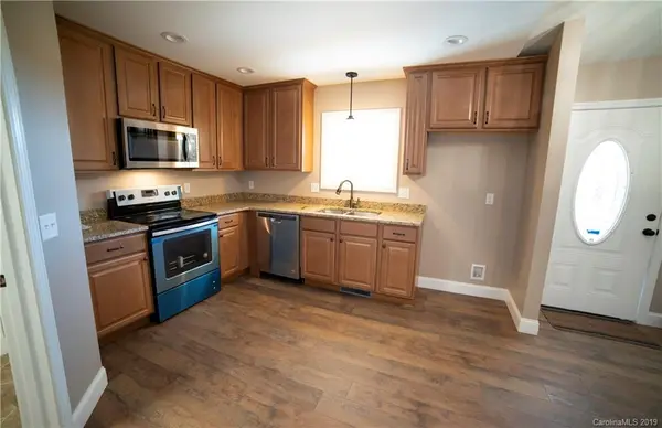 3418 Lake DR, Morganton, NC 28655