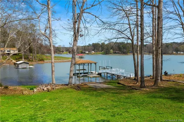 571 Kenway LOOP, Mooresville, NC 28117
