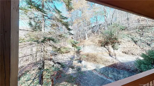 25 Countryside Estate, Barnardsville, NC 28709