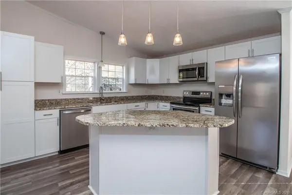 602 Timberwood DR, Fort Mill, SC 29708