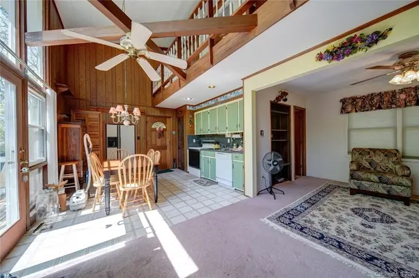 177 Mountain View LN, Troy, NC 27371