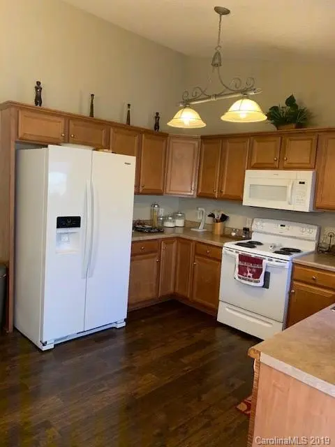 251 Doe RUN, Morganton, NC 28655
