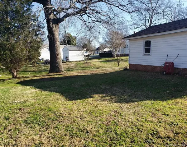 1006 N Ridge AVE, Kannapolis, NC 28083