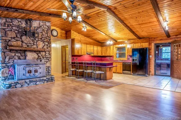 4236 Love RD, Claremont, NC 28610