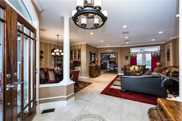 6147 Abergele LN, Matthews, NC 28104