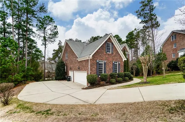 414 Danbury LN, Tega Cay, SC 29708