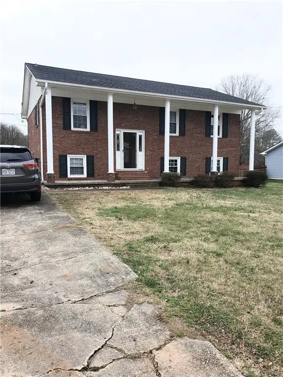 814 Wilson ST, China Grove, NC 28023