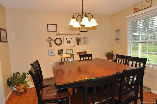 637 Hilltop DR, Chester, SC 29706