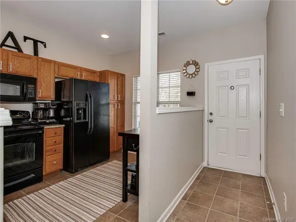 14233 Tamarack DR, Charlotte, NC 28278