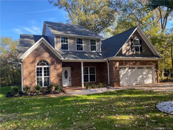1010 Myers CIR, Lancaster, SC 29720