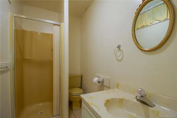 323 Carters Ridge RD, Spruce Pine, NC 28777