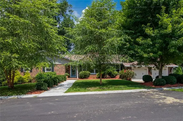 331 Sunset DR, Wilkesboro, NC 28697