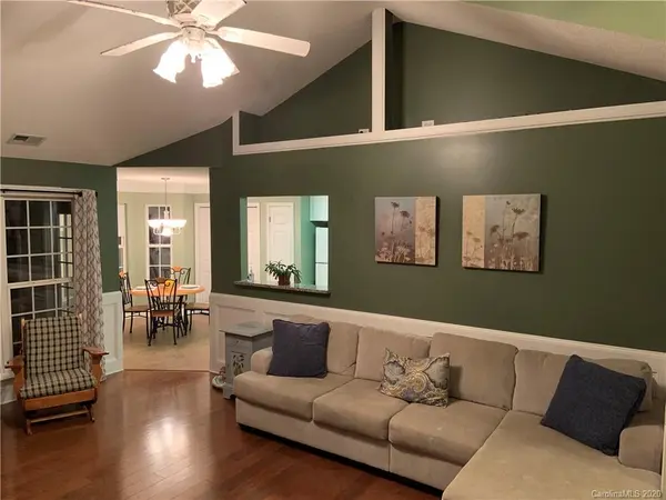 14305 Old Dobbin DR, Huntersville, NC 28078