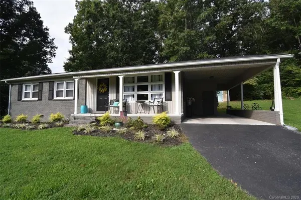3112 Sides DR, Connelly Springs, NC 28612