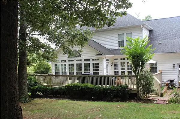 1005 Muirfield DR, Mooresville, NC 28115