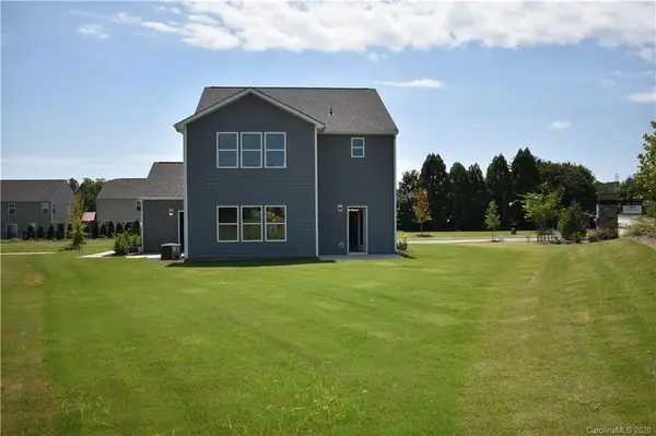 4707 Staffordshire LN, Charlotte, NC 28213