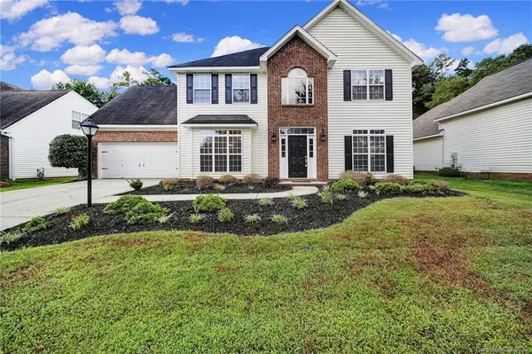 1942 Wilrose PL, Matthews, NC 28105