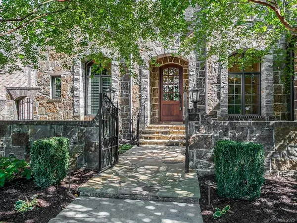 4330 Tottenham RD, Charlotte, NC 28211