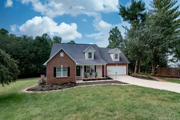 2308 25th Avenue CT NE, Hickory, NC 28601