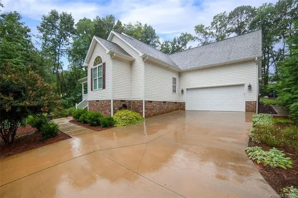 234 Wood Duck LOOP, Mooresville, NC 28117