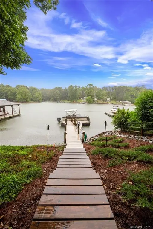 234 Wood Duck LOOP, Mooresville, NC 28117