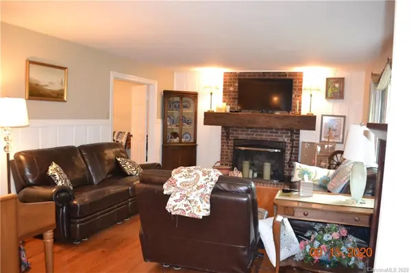 1106 3rd AVE NW, Conover, NC 28613