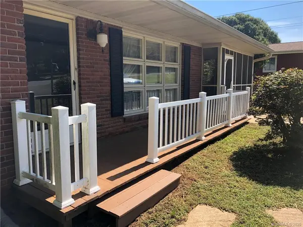 2328 Pamela ST, Gastonia, NC 28054