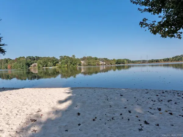 8060 Lake Providence DR, Weddington, NC 28104