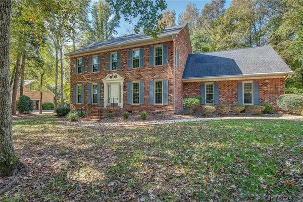8412 Camelot DR, Harrisburg, NC 28075