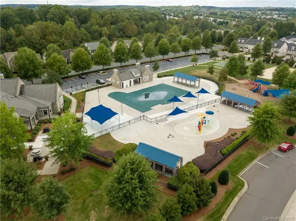 9570 Birkwood CT, Charlotte, NC 28278