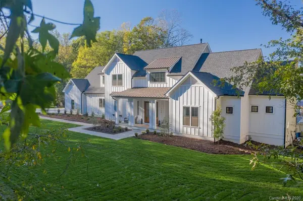 110 Stonemarker RD, Mooresville, NC 28117