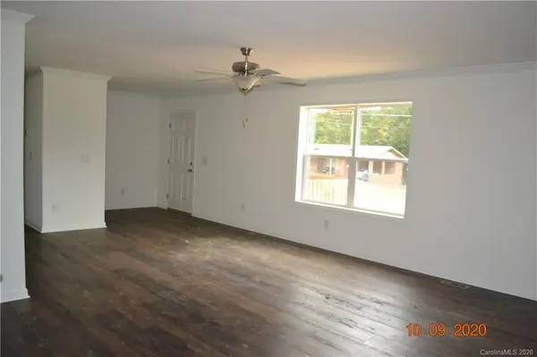 105 Sarah AVE, Newton, NC 28658