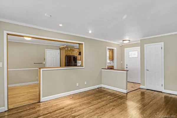 225 Seneca PL, Charlotte, NC 28210