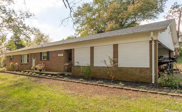 2184 Icard Rhodhiss RD, Connelly Springs, NC 28612
