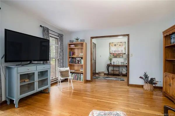 7035 Summer PL, Charlotte, NC 28213