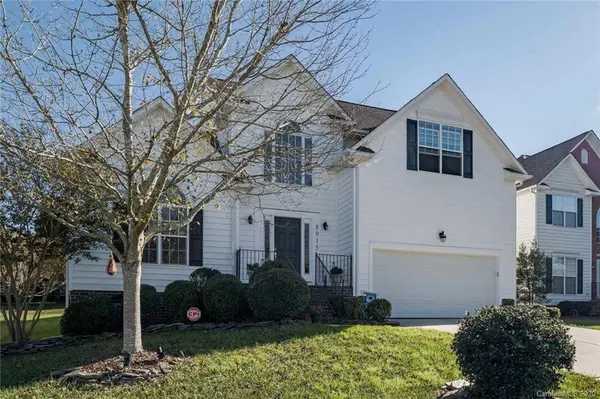 8915 Waltham Forest CT, Waxhaw, NC 28173