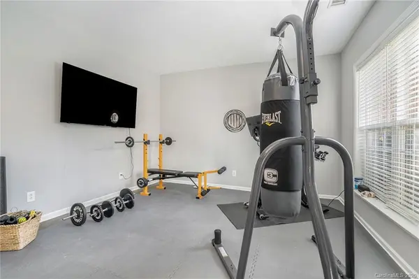 10428 Winslet DR, Charlotte, NC 28277